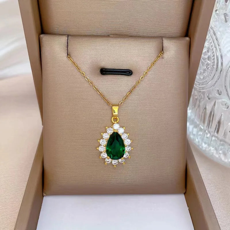 Emerald Necklace Female Zircon Crystal Necklace Female Retro Fashion Versatile Temperament Jewelry Necklace Female