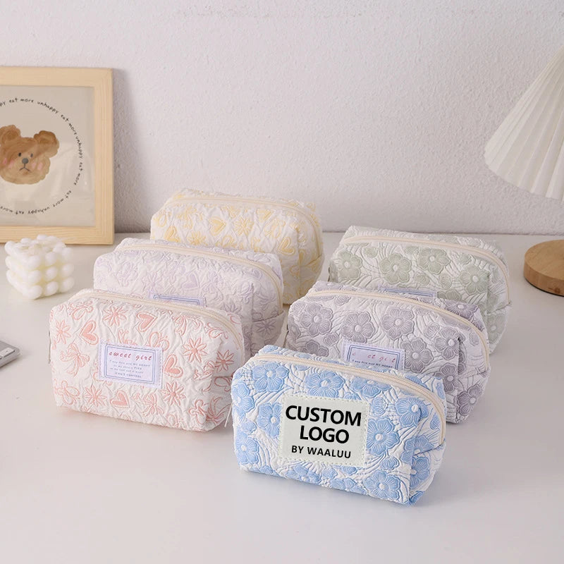 Cute Custom Label Floral Korean-Style Embroidery Fabric  Makeup Bag Flower Pattern Design Travel Toiletry Cosmetic Bag