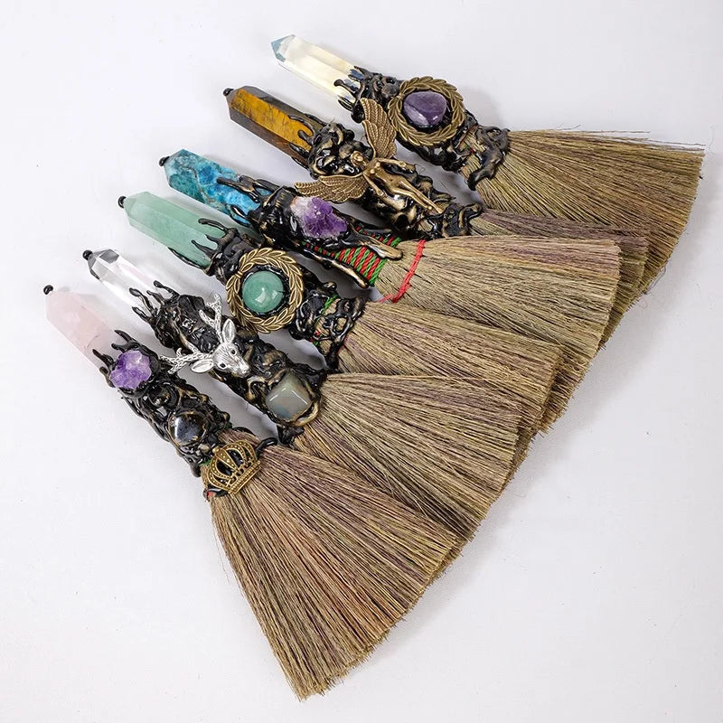 Wholesale Natural Healing Stone Crystal Crafts Crystal Point Column Magic Witch Broom