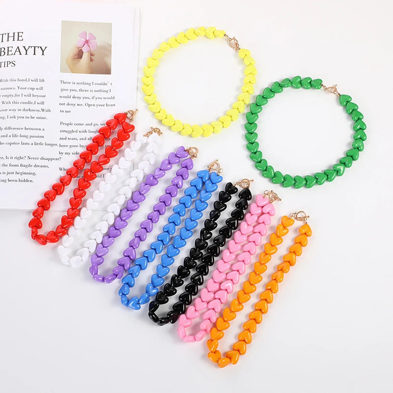 New Colorful Heart Beaded Necklace Jewelry Candy Color Beaded Choker Necklaces Cute Love Heart Necklace for Girls Women