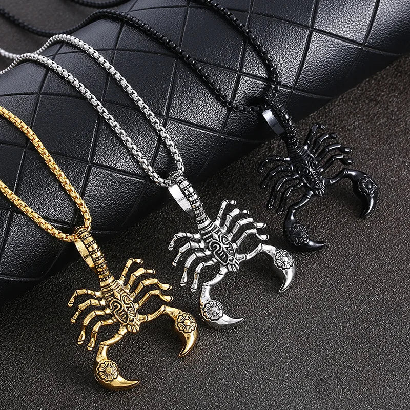 Punk Insect Pendant Choker Necklaces for Men Gold Silver Black Scorpion Pendant Stainless Steel Chain Necklaces