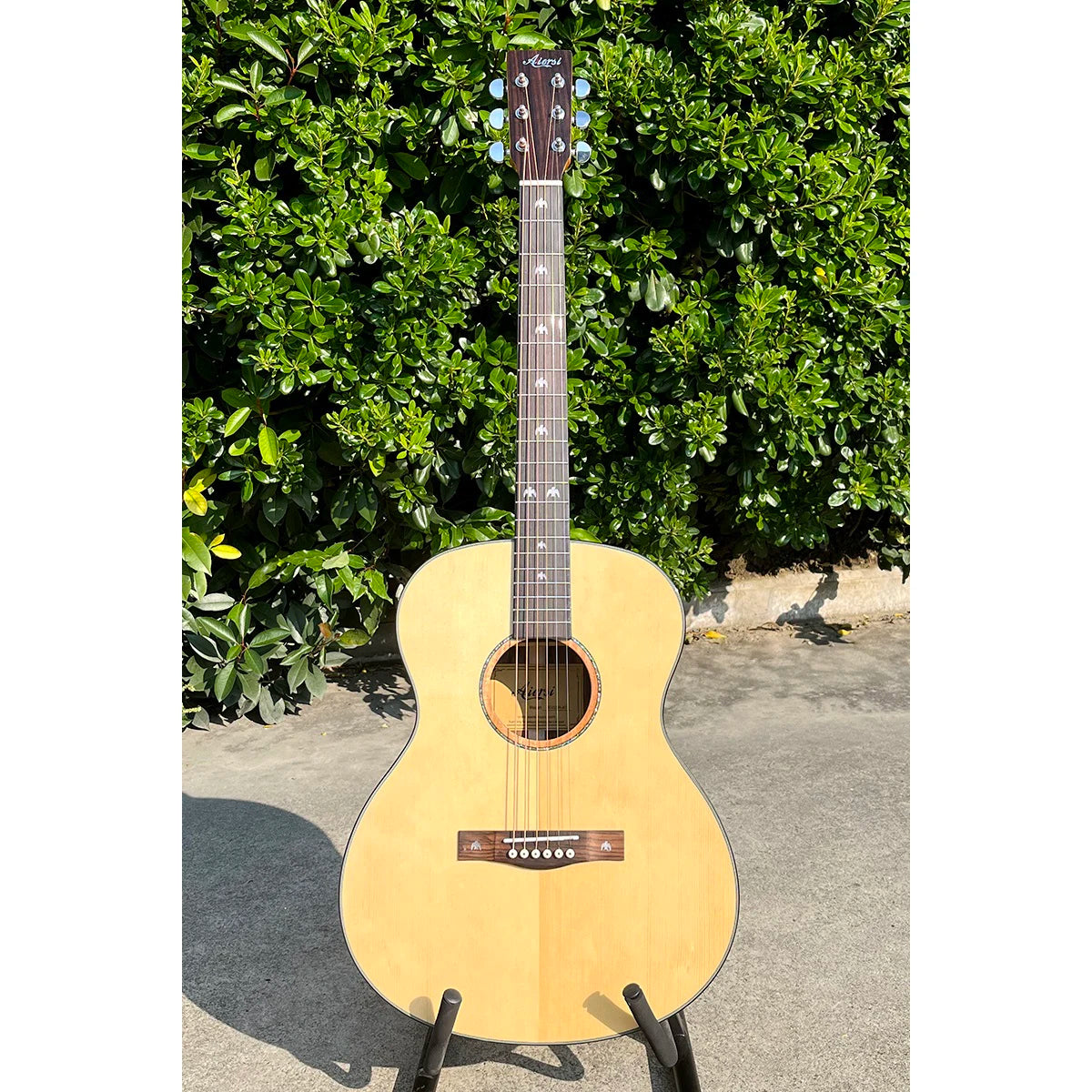 Aiersi High Grade Custom Accept Gloss Finish Solid Top Acoustic Guitar with Gloss Painting Ready to Ship High End Guitar Solo