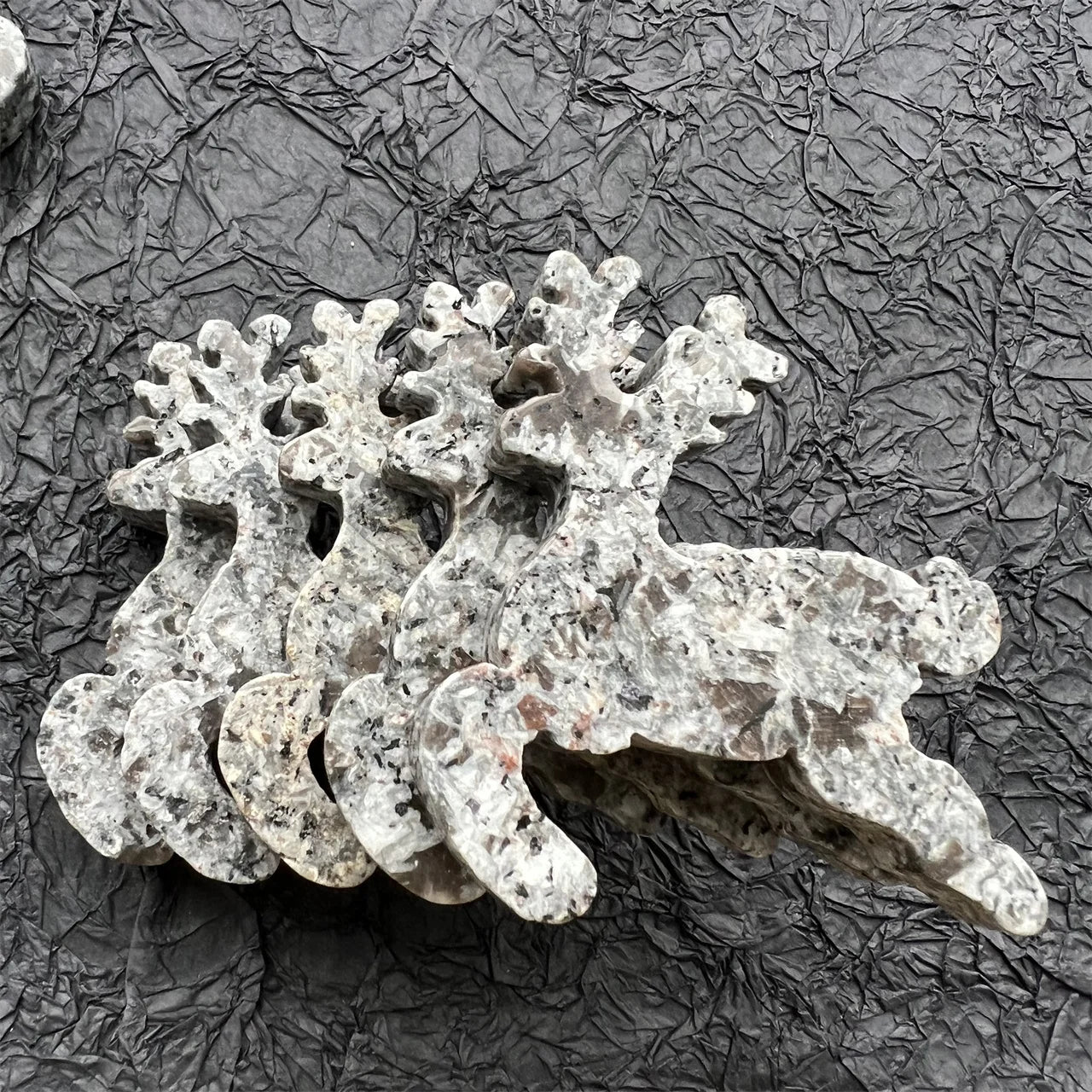 Natural Crystal Christmas Elk Sliced Crystal Crafts Fawn Carving Yooperlite Deer Slice
