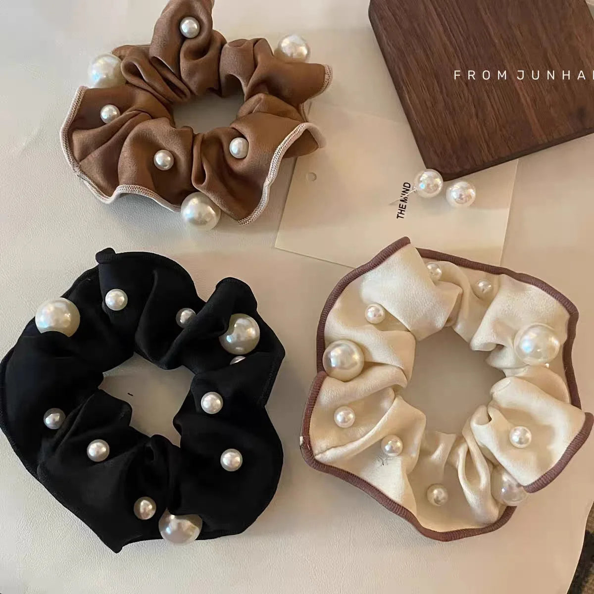 Pearl Hair Scrunchies Cloth Scrunchy Bobbles Elastic Hair Bands Ties Hair Accessories Wrist Band for Women Girls