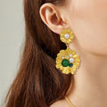 Factory Direct Women Retro Large Pearl Flower Dangle Earrings for Women