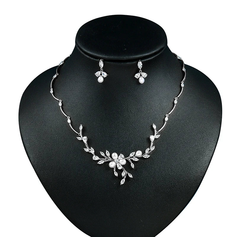 Weiman Exquisite New Arrival Cubic Zirconia Wedding Jewelry Set Earring and Necklace with Shell Pearl Vine Plant for Bridal Use