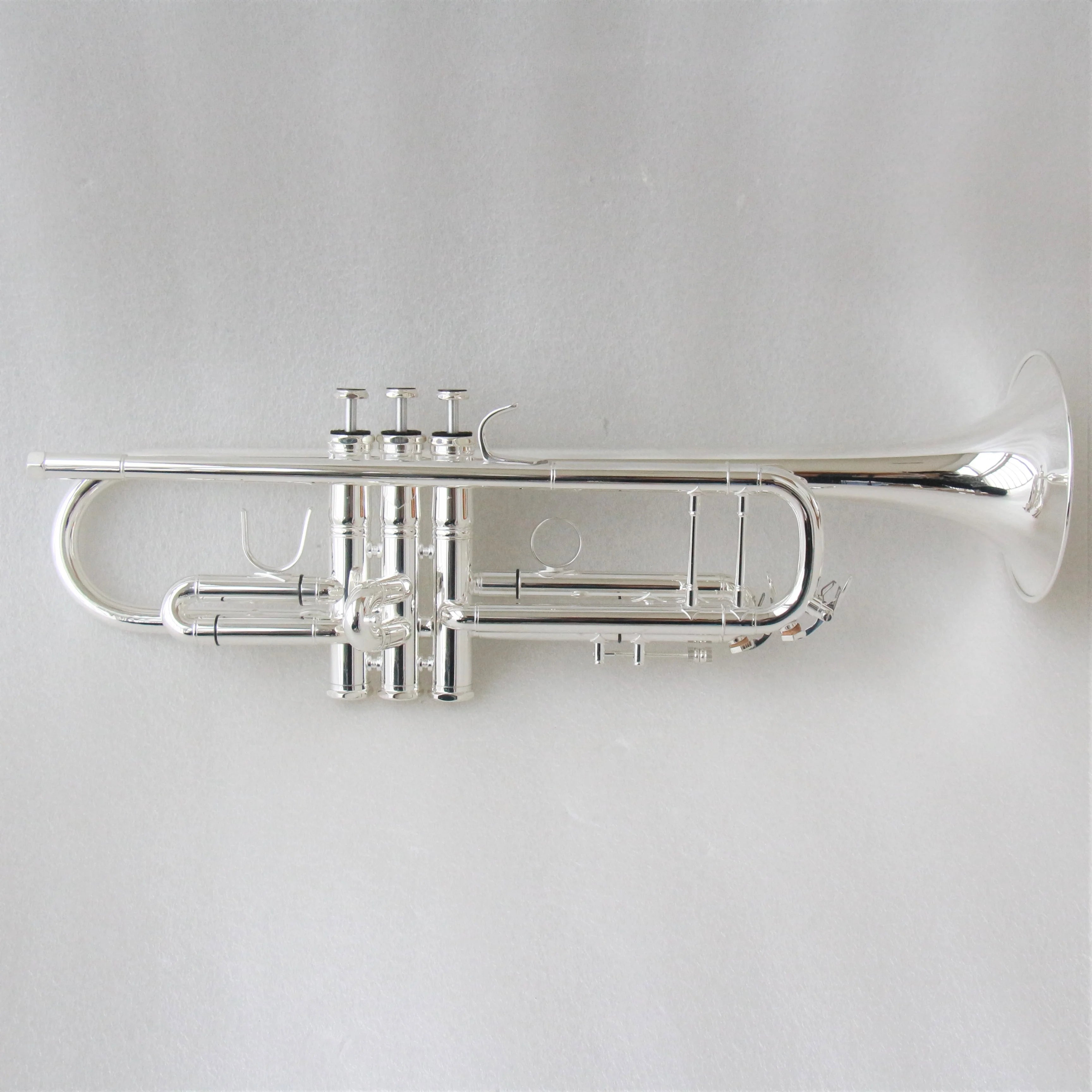 Professional Silver-Plated Trumpet in Trumpet Style Trompeta