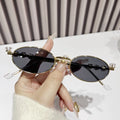 Hot Sale Street Snap Retro Sunglasses with Diamonds Rectangle Small Oval Metal Frame Sunglasses for Women