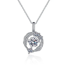 Heart Shaped S925 Sterling Silver Mosonite Necklace Light Luxury Feather D Colored Mulberry Diamond Necklace Wedding
