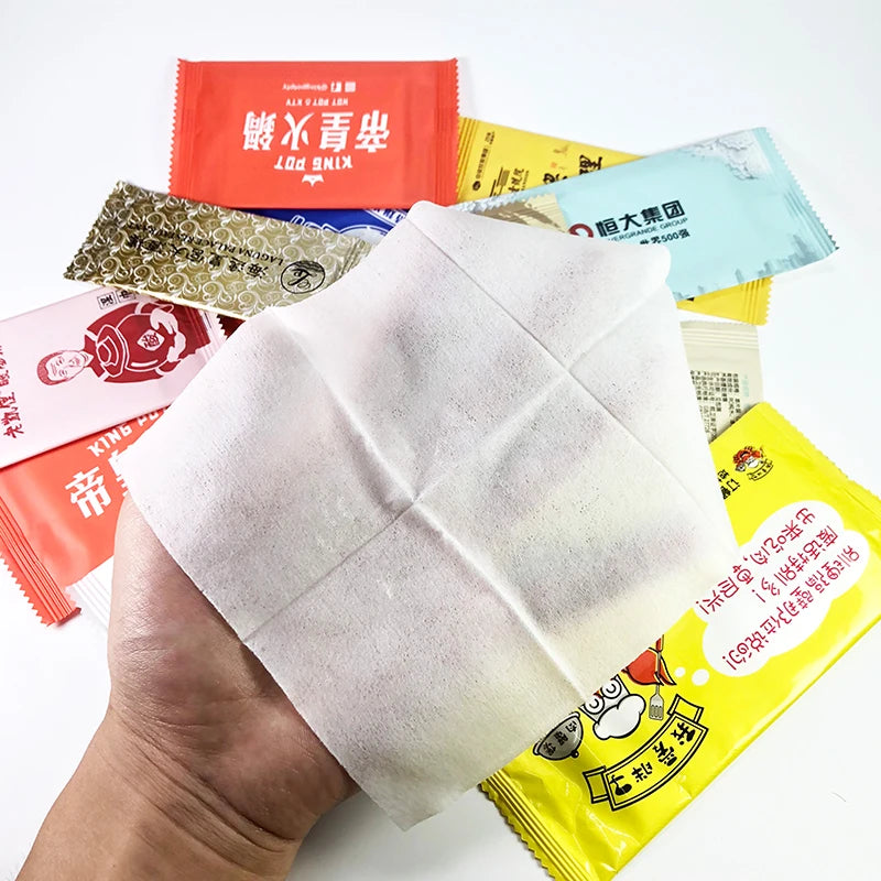Custom Logo Environmental PE Non-Woven Advertising Promotion Cleaning Wet Wipes for Restaurant Coffee Chicken Shops Use