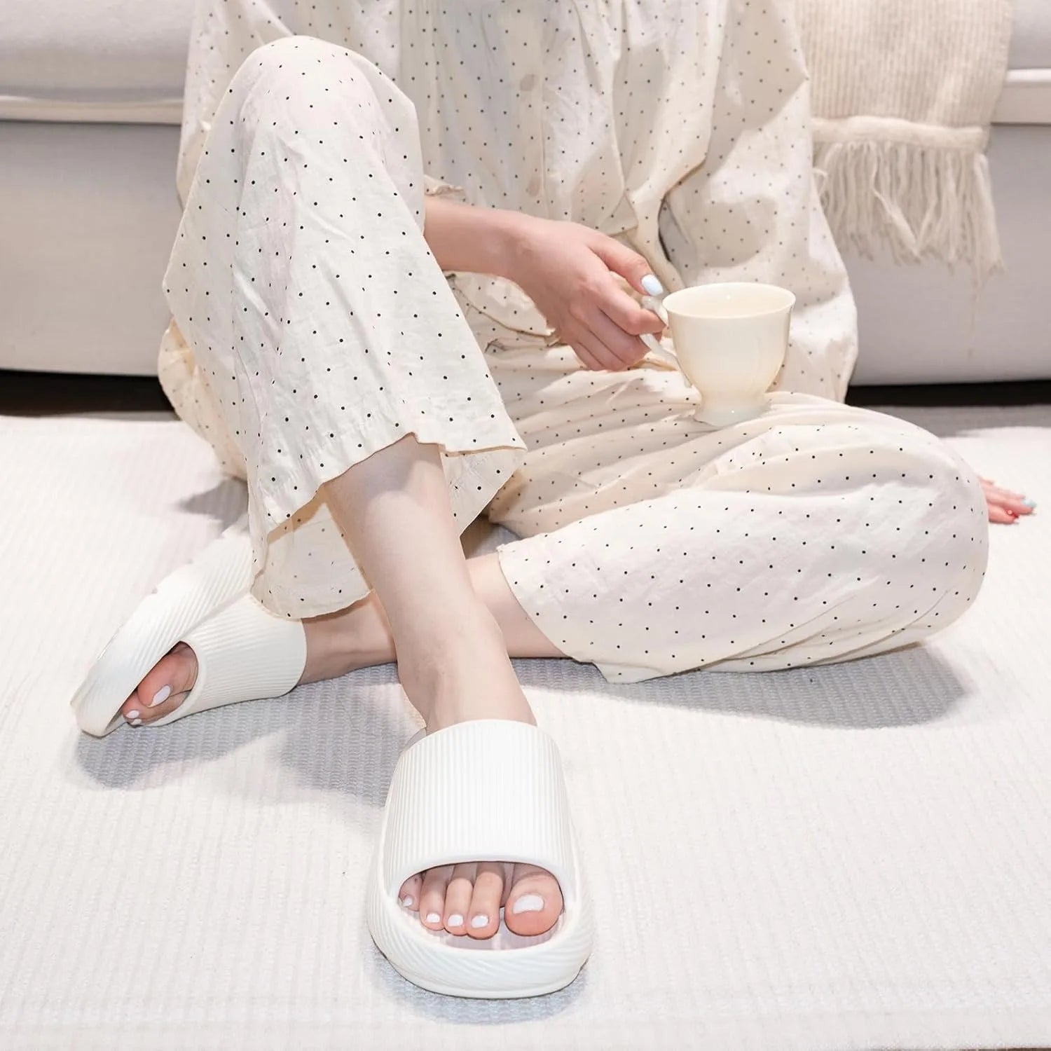 XXT Lightweight Cloud Sandals Soft Thick Sole EVA Slides Open for Men Women Non-Slip Bath for Slippers Home Leisure Waterproof