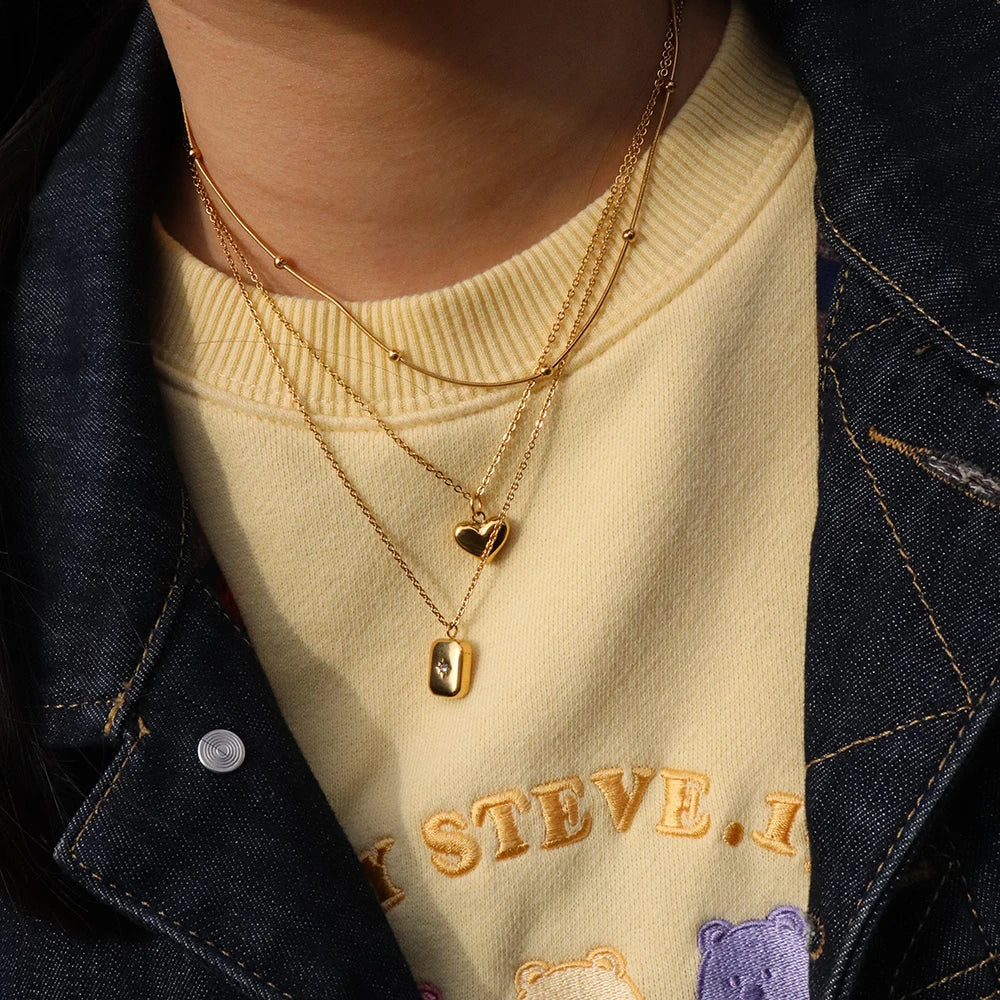 Chris April in Stock 316L Stainless Steel Simple PVD Gold Plated Retro Peach Heart Pendant Necklace