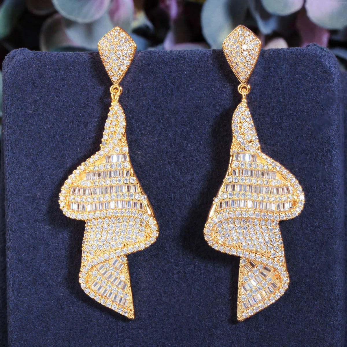 Geometric Design Sparkling White Cubic Zircon Big Long Drop Earrings for Women Dubai Gold Plated Bridal Luxury Jewelry