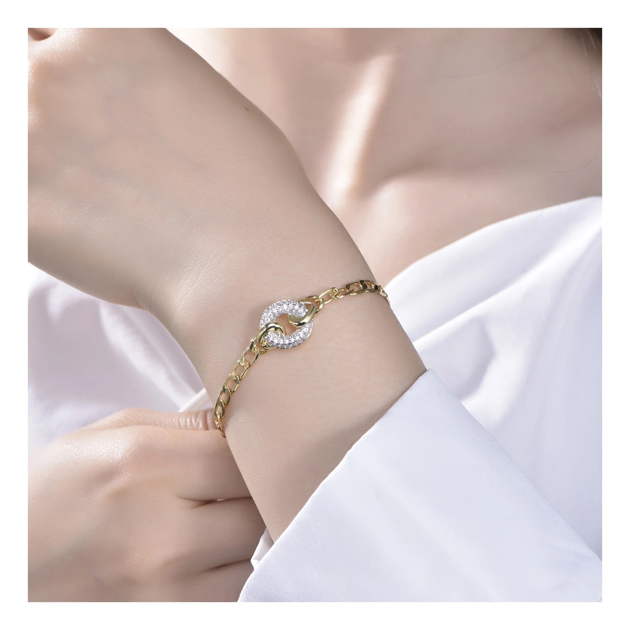 Wholesale China Factory Top Design Adjustable Diamond Bracelet 18K Gold Plated Bracelet Cubic Zircon Custom Charm Bracelet