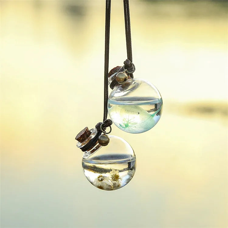 10ml Round High Borosilicate Car Hanging Diffuser Glass Perfume Bottle with Wooden Lid