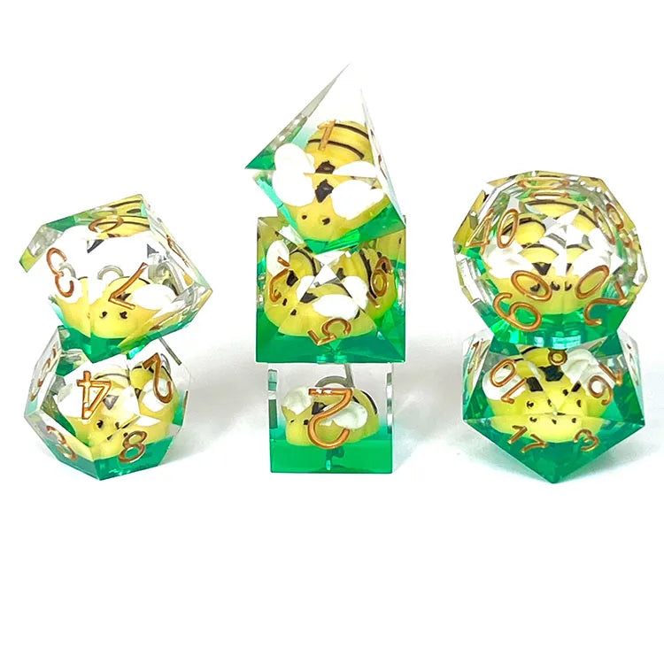 Custom 7pcs Clear Resin Dice Set DND Rounded Polyhedron with Sharp Edge for Game Use Made From Acrylic and Plastic