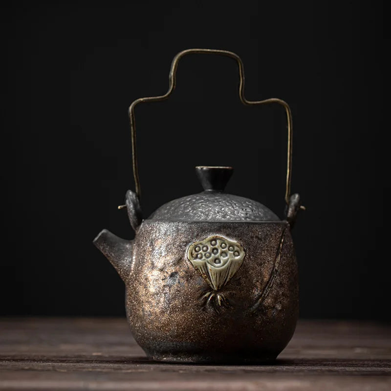 Japanese Gilding Iron Glaze Zen Lotus Loop-handled Teapot Ceramic Kung Fu Teapot Small Size Single Teapot Tea Making Device