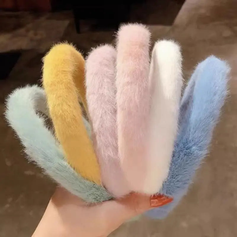 Korean Fashion Women Warm Hair Accessories Solid Color Thick Winter Furry Headbands Wholesale Plush Hairband for Girls
