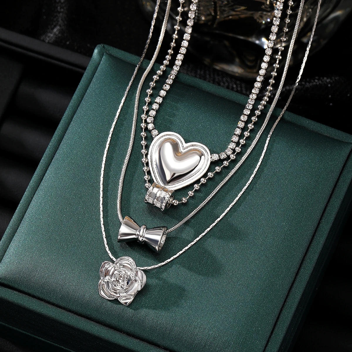 New Custom Trendy Silver Gold Multilayer Chain Heart Flower Geometric Pendant Necklace for Women Fashion Jewelry