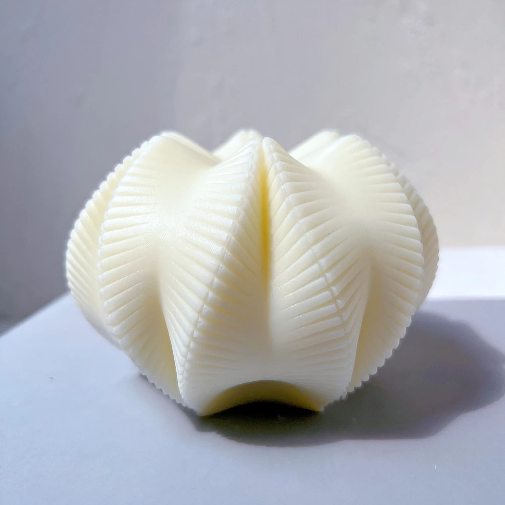 Abstract Art Decorative Wavy Stripe Soy Wax Molds Geometric Wave Twirl Silicone Mould Ribbed Swirl Candle Mold