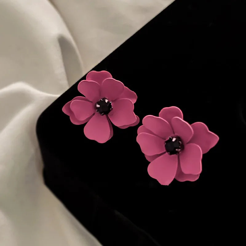 925 Silver Needle Elegant Flower Ear Jewelry Temperament Exaggerated Super Fairy Series Gentle Pearl Earrings