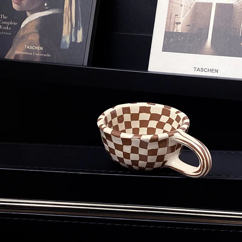 Solhui Ins Korea Hand Painted Vintage Checkerboard Ceramic Coffee Mug Creative Ceramic Coffee Mug