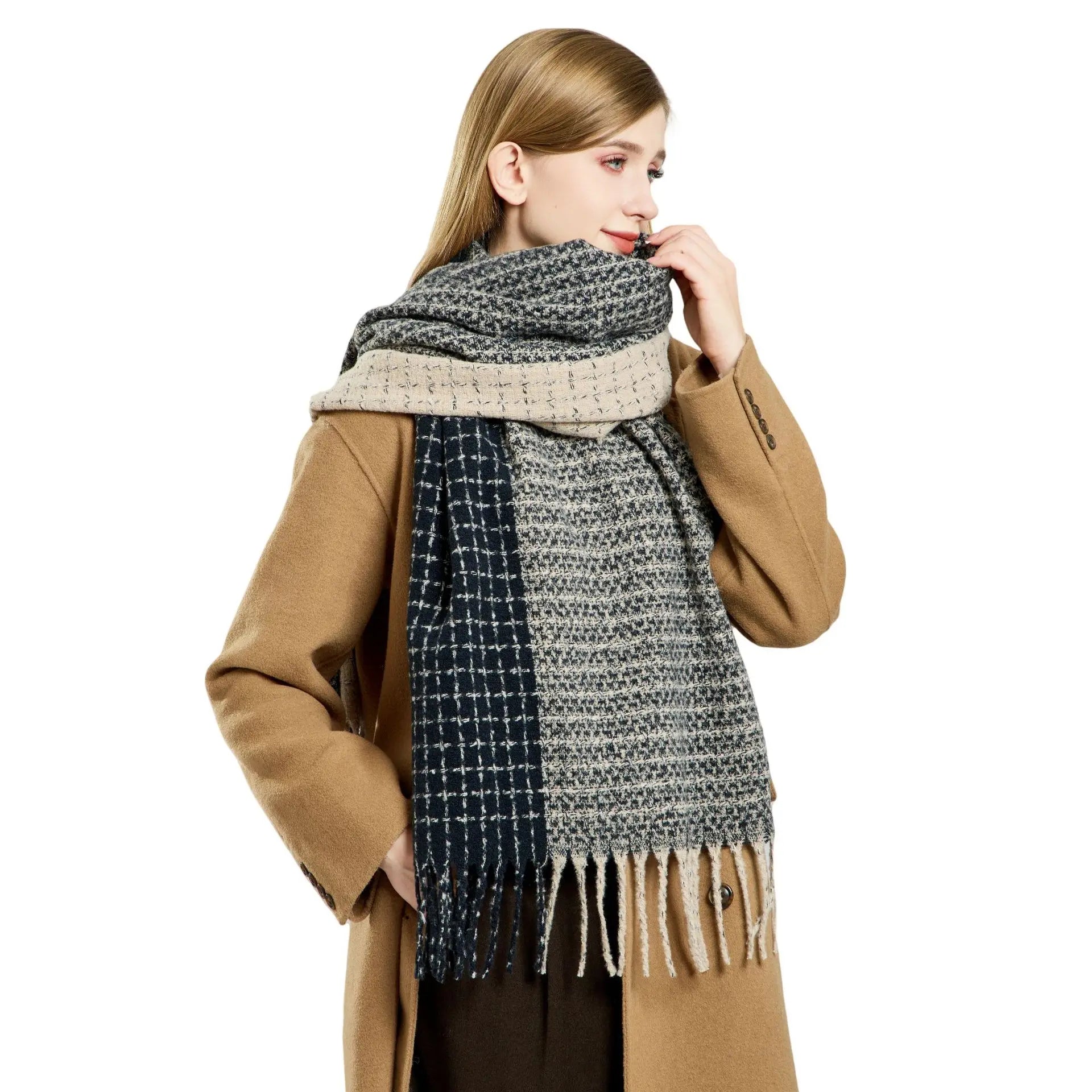Women's Autumn Winter Long Tassel Scarf Comfortable Thickened Polyester Shawl All-Season Fashionable Matched Traditional Shawls