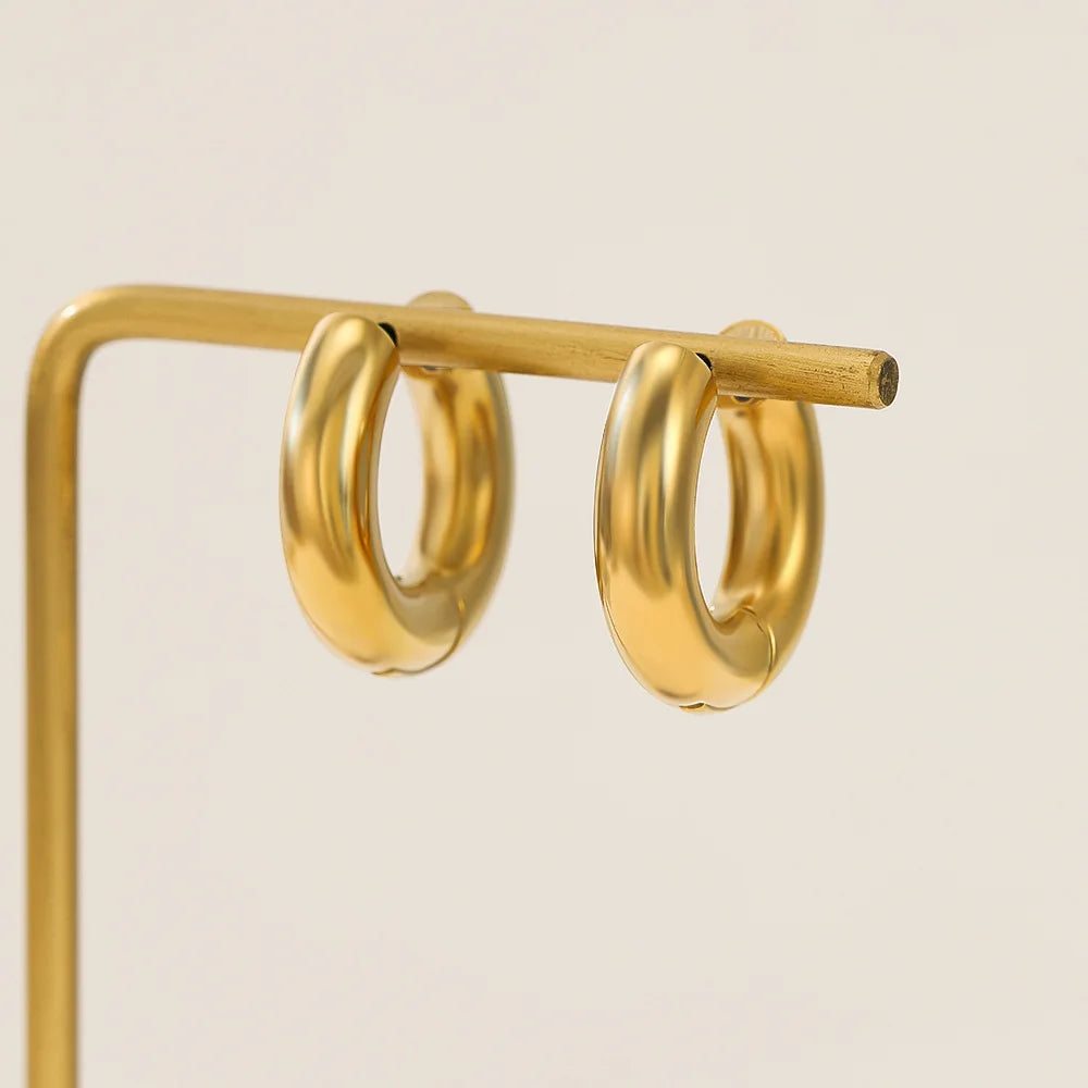 Gorgeous Round Hoops Earrings for Women 18K Gold Plated Stainless Steel C Shape Hoop Earring