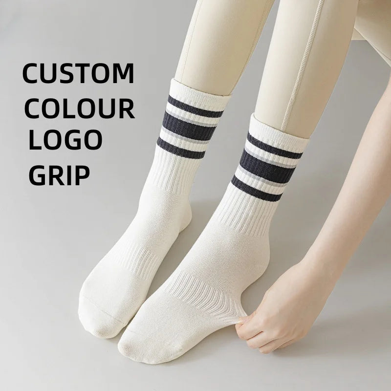 Custom Breathable Cotton Yoga Socks Indoor Fitness Gym Dance Pilates Sports Soft Non-Slip Mid-Tube Silicone Bottom for Spring