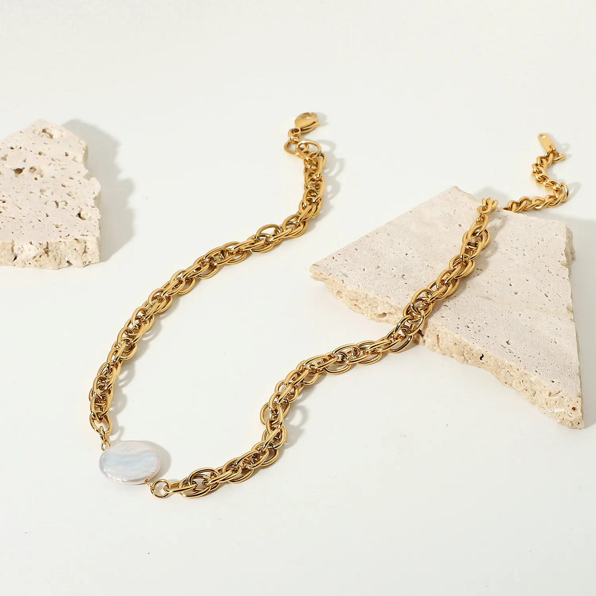 New 18k Gold Plated Stainless Steel Pearl Choker Fashion Rope Chain Freshwater Pearl Necklace MegaBDM