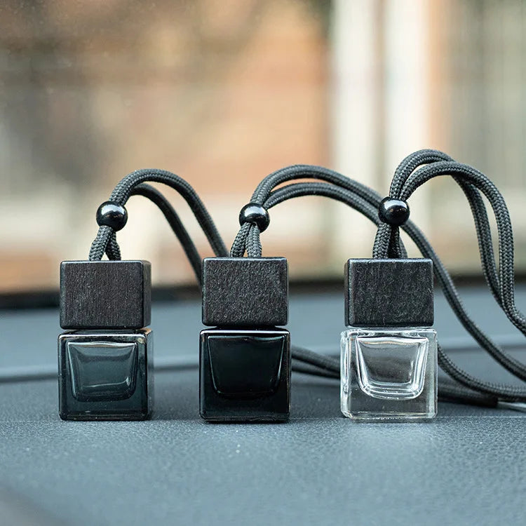 Luxury 8ML 10ml Empty Cube Glass Car Perfume Bottle Hanging Wood Cap Refillable clear Matte Black square Car air Diffuser Bottle