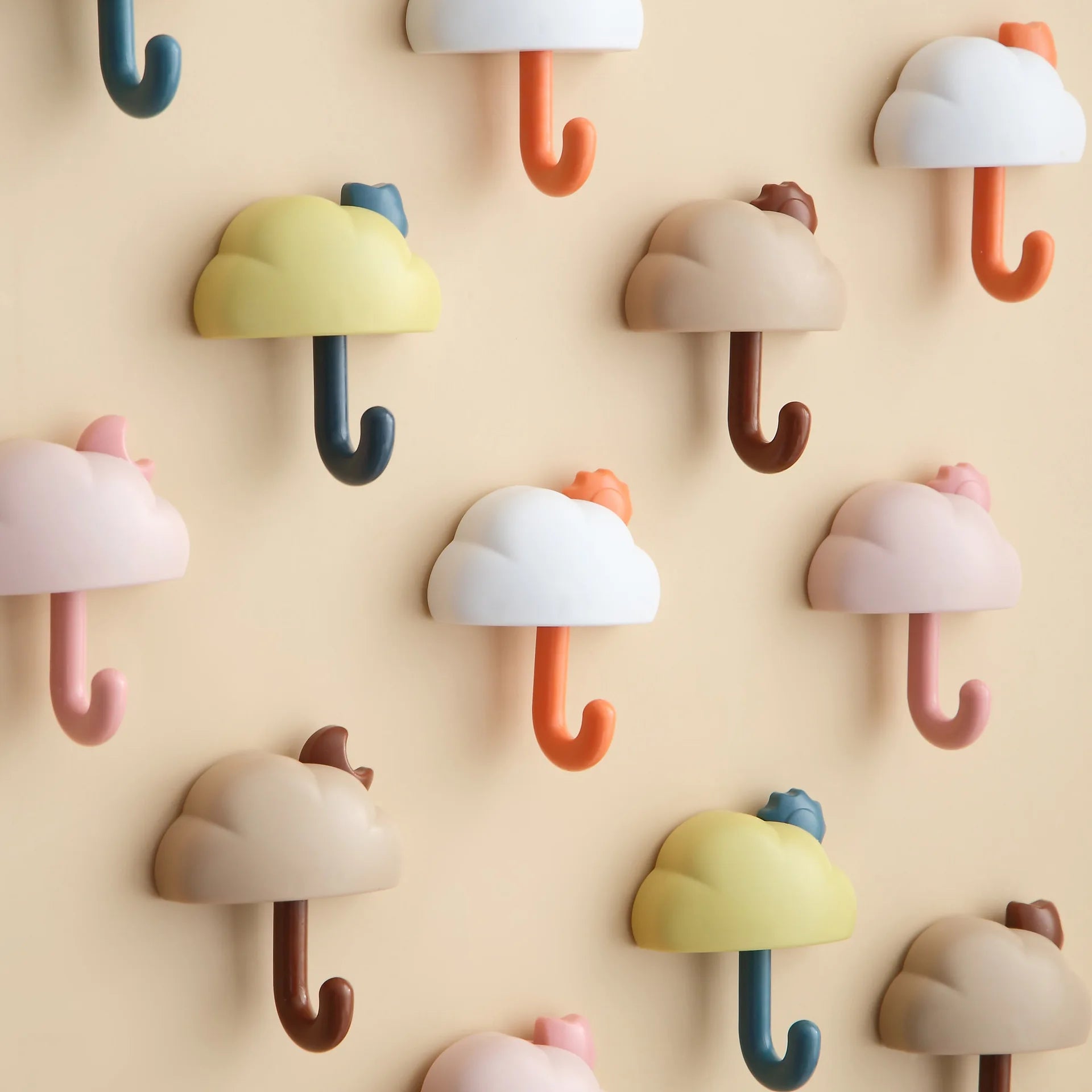 Packed Hooks Creative Adhesive Plastic Decorative Coat Hooks Cloud Shape Door Hook