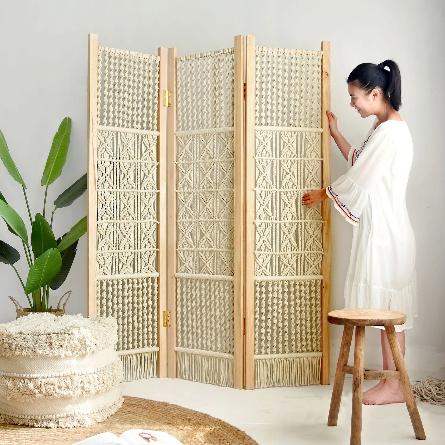 New Design High Selling Cheap Room Divider Restaurant Wall Divider Folding Screen Room Divider