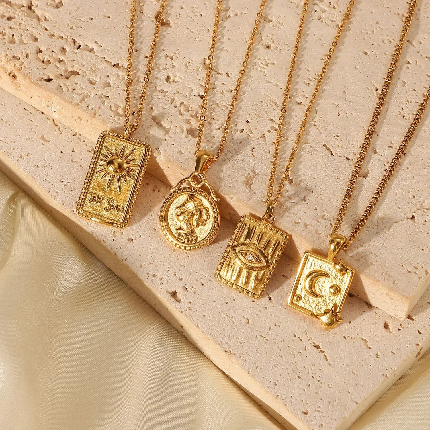 Tarnish Free Waterproof Jewelry 18K Gold PVD Stainless Steel Sun Moon Star Eye Square Tarot Pendant Necklace for Women