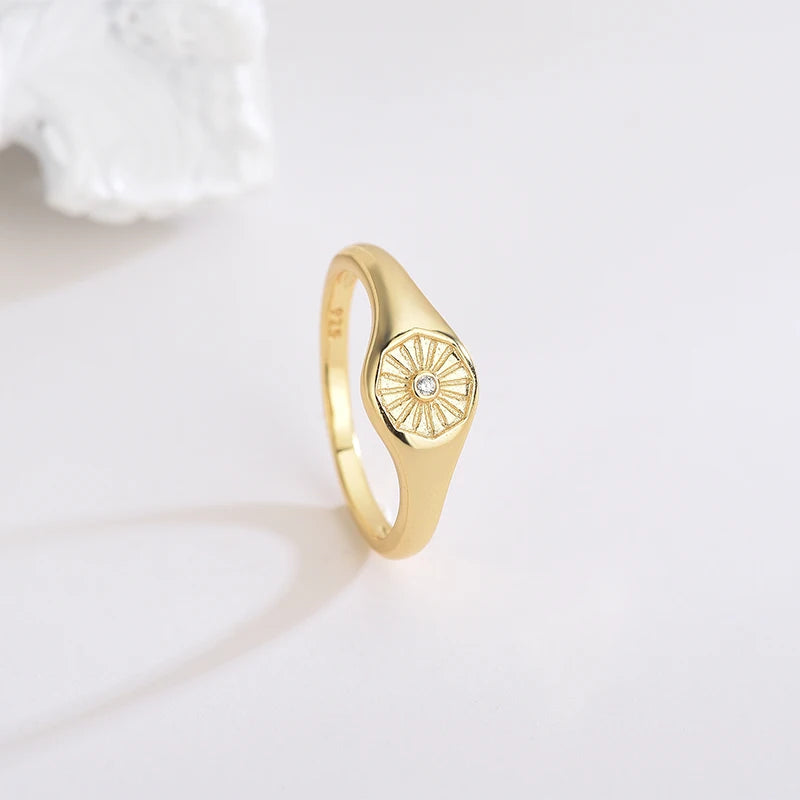 Custom 925 Sterling Silver SUN Gold Plated Zircone Stone Signet Ring for Women