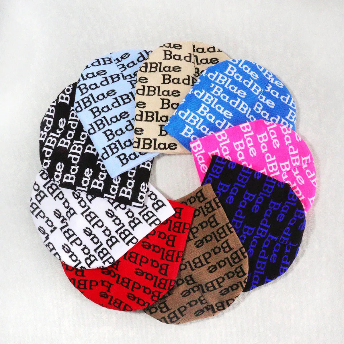 Custom Wholesale Y2K Streetwear Acrylic Multi-color All Over Print Design Winter Warm Jacquard Knitted Beanie Hats