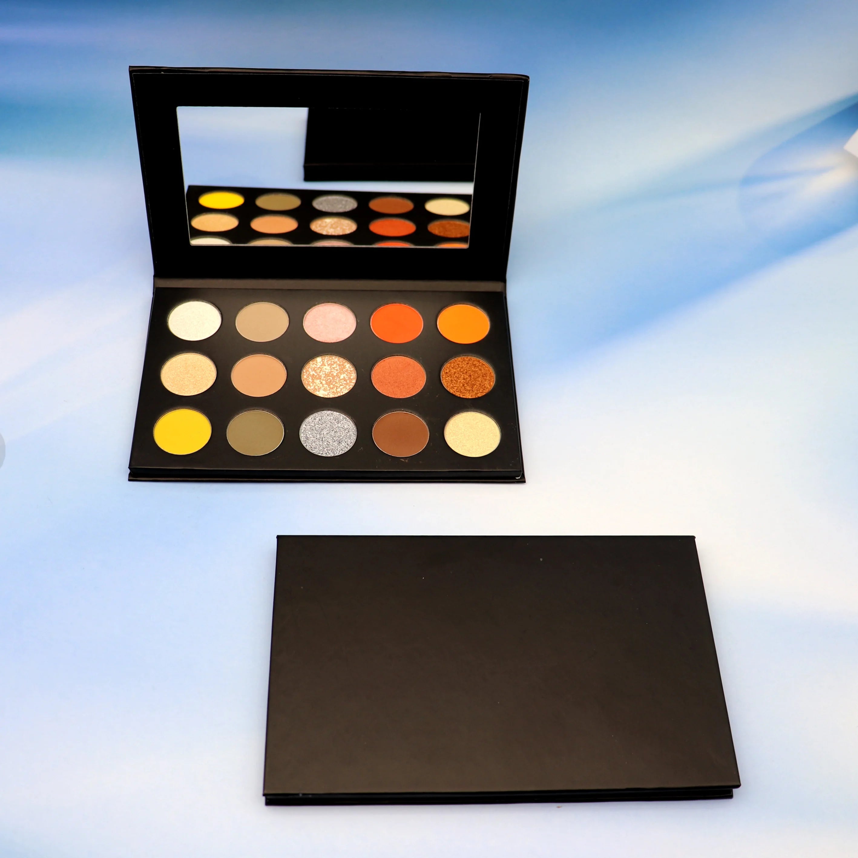 Wholesale Unique Design Cosmetics Private Label Empty Eyeshadow Palette Packaging