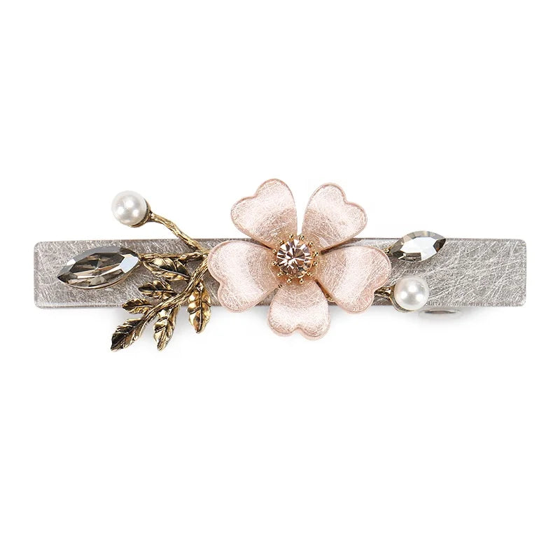 Designer Flower Hair Clip Gorgeous Crystal Embellished White Pearl Hair Barrettes Clips Women Hair Accessories