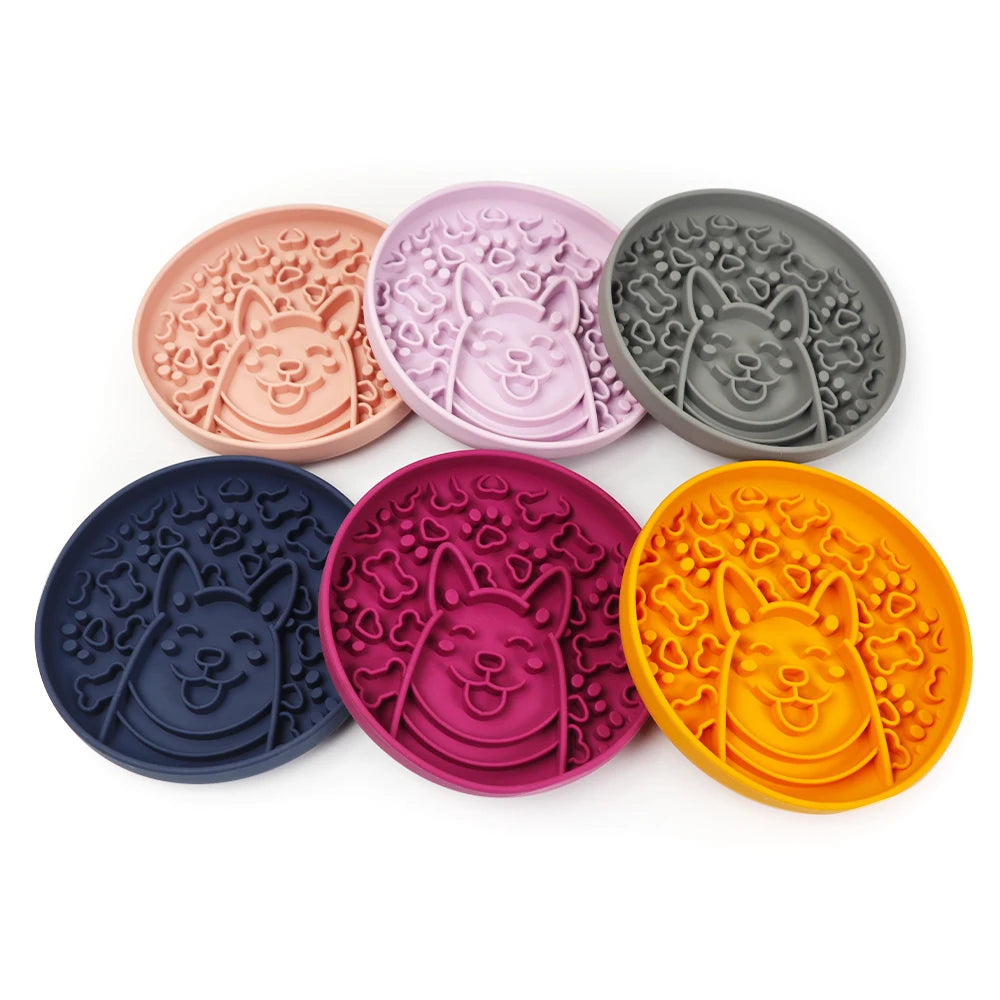 New Design Portable Cute Puppy Silicone Water Dog Bowl Slow Feeder Pet Bowl With Suction Cup