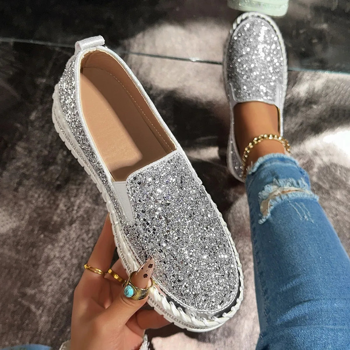 New Spring Woman Fashion a Pedal Casual Shoes Shiny Glitter Outdoor Sneakers Lightweight Casual Walking Shoes