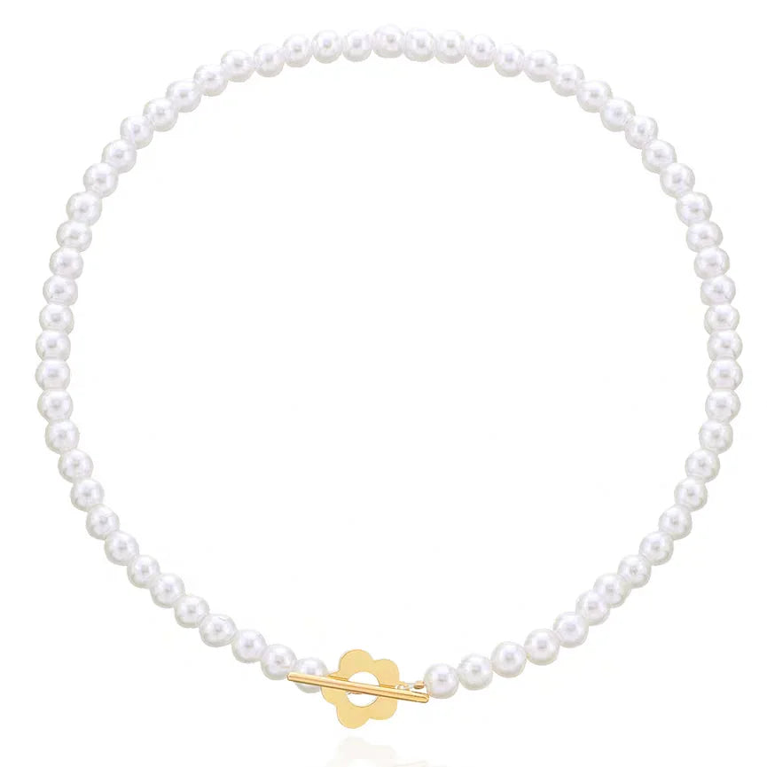 Fashion Models Gold Metal Small Flower OT Button Natural Freshwater Pearl Necklace Sweater Chain Custom