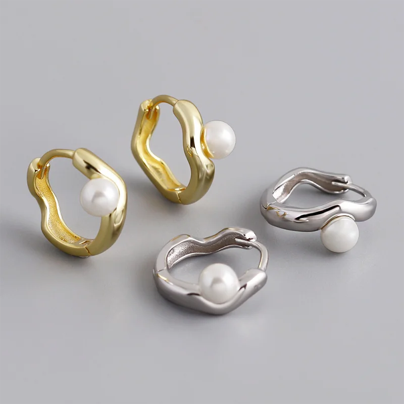 Wholesale 925 Sterling Silver French Synthetic Pearl Ripple Earrings Gold Fashionable Wave Personality Design Romantic Zircon