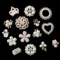 Wholesale New Pearl Brooch Female High-end Diamond-encrusted Flower Brooch Dress Collar Pin Silk Scarf Buckle