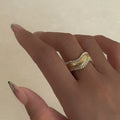 2025 Dazan New Ins Trendy 18k Gold Plated Stainless Steel Valentine S Day Wavy Snake Iced Out Zircon Ring for Women for Party