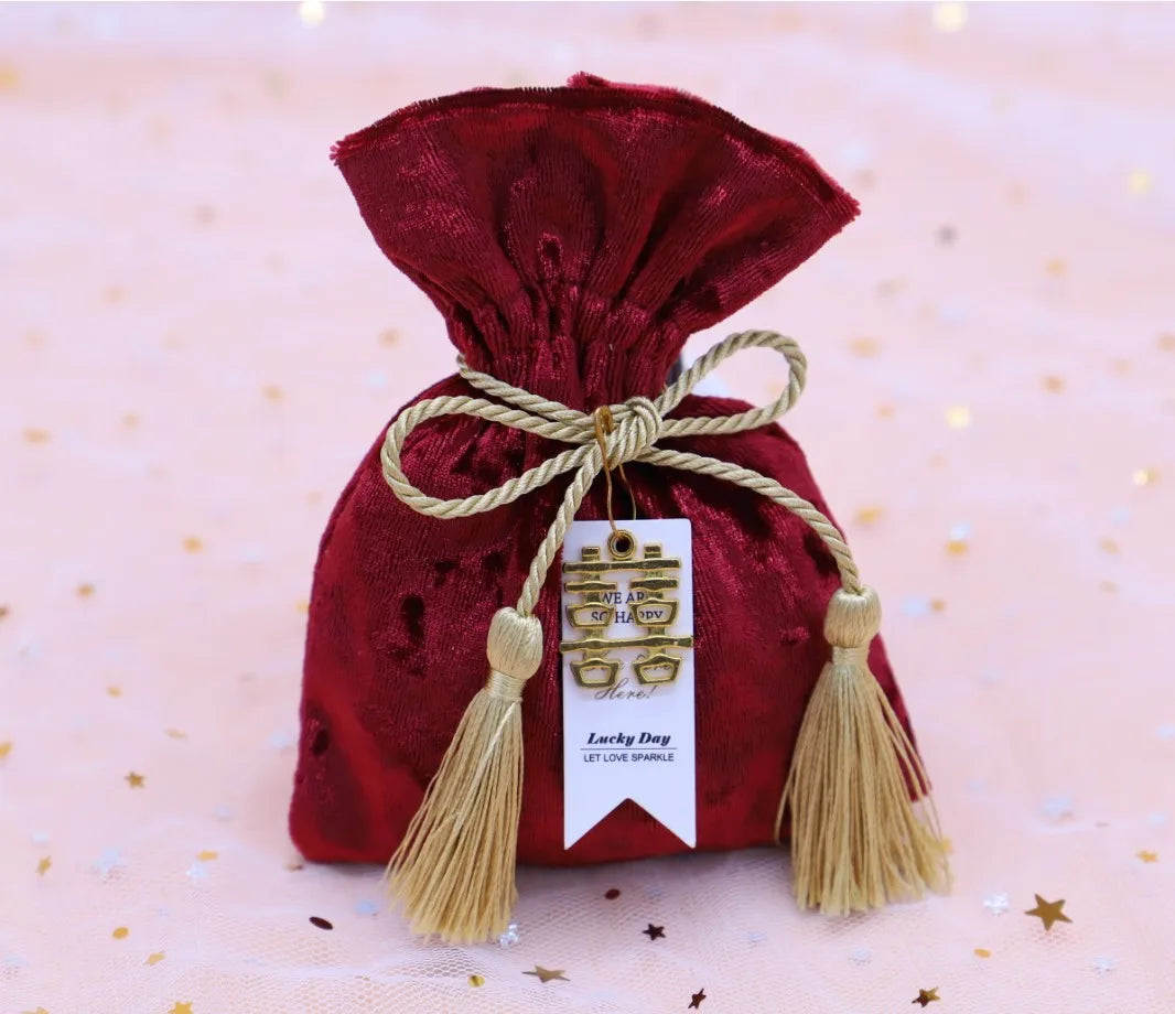 Luxury Custom Velvet Small Drawstring Jewelry Gift Pouch Recyclable Flannel Tassel Drawstring Makeup Dust Package