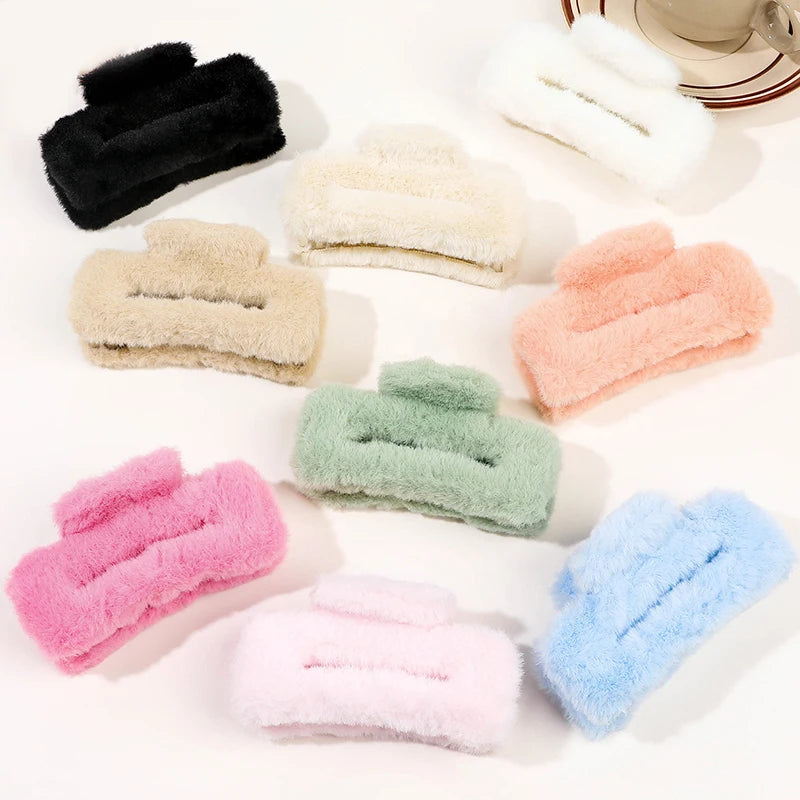 ODM Korean Fluffy Large Solid Color Shark Claw Clip Rectangle Hollow Out Fashion Accessories Velvet Square  for Womens