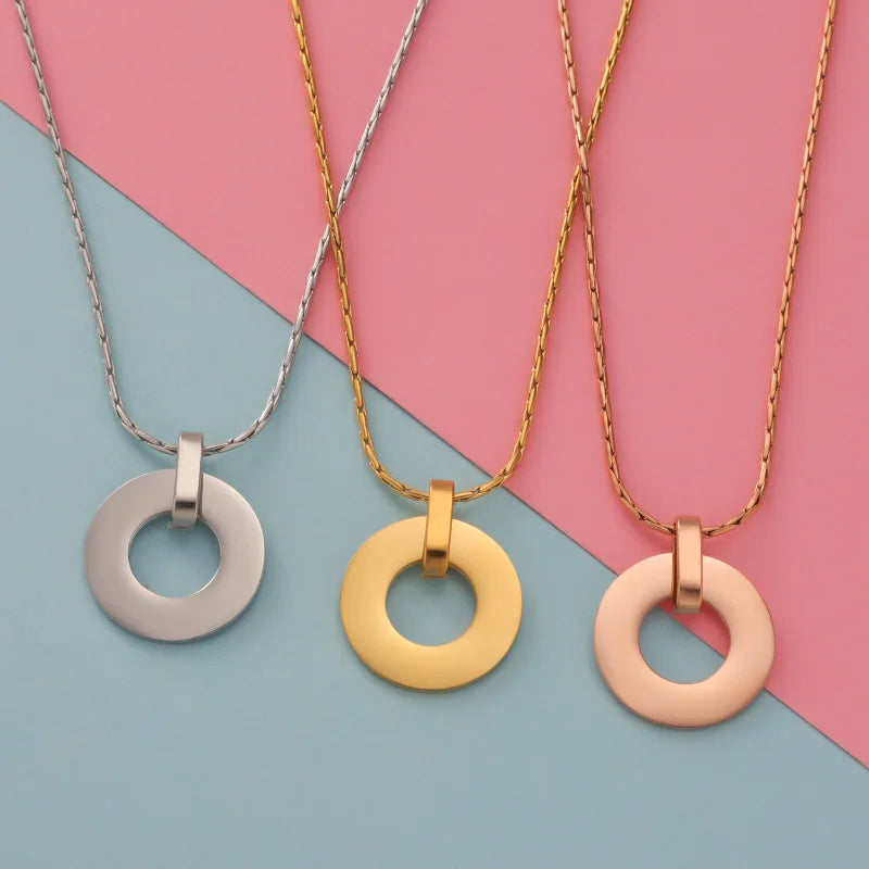 Wholesale Hollow Ring Price Pendant Necklace Custom Stainless Steel 18k Gold Plated Fashion Jewelry Collier