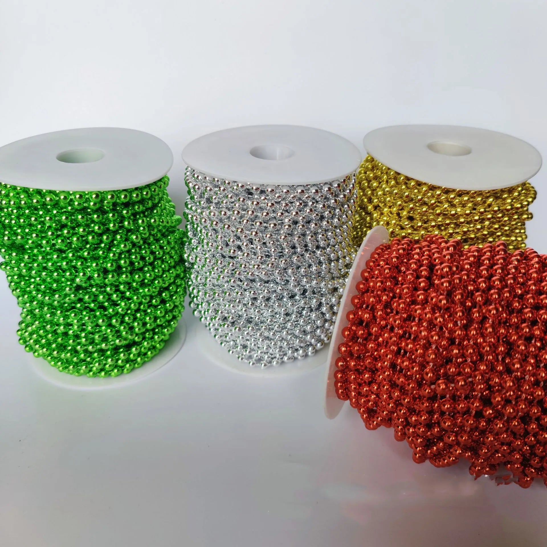 DS Factory Direct Sell Christmas Decoration Bead Chain Plastic Electroplating Connection Bead Chain Gold