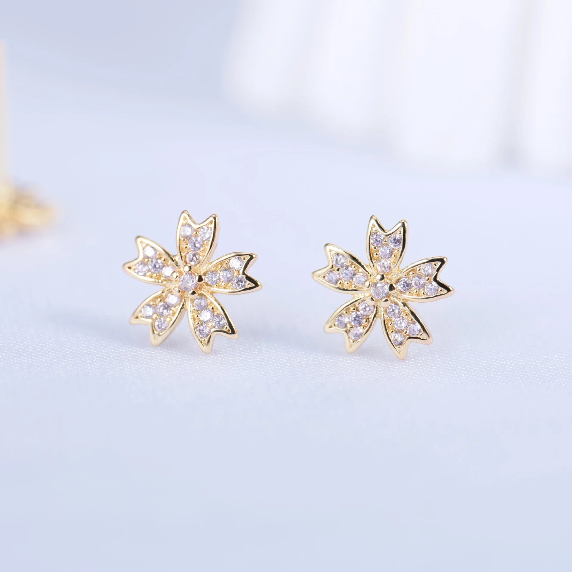 925 Sterling Silver New Arrivals Elegant Flower Shape Earring for Women