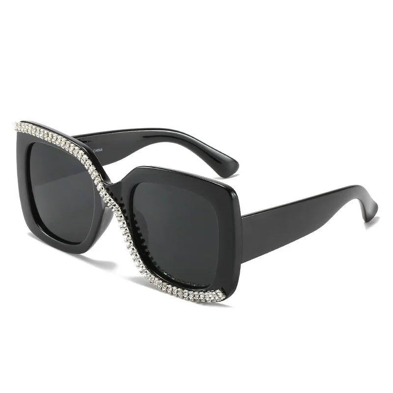 2025 10690 European American Style All- Match Square Sunglasses with Handmade Diamond Glasses PC Frame Material Net Red Color